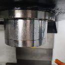 经台典群T-10L加工中心线两一硬导轨，BT40主轴8000转.