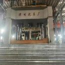 湖州630吨框架油压机，有效台面2.2米4.5米，开口2米，.