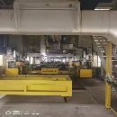 济南二机2500吨闭式四点多连杆压力机的主要参数如下：.