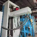 台湾远东数控镗铣床BMC-135，BT50主轴带齿轮箱，工作.