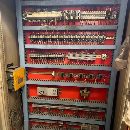 济南巨能1600吨框架液压机。有效台面2.5X4米。开口2米.